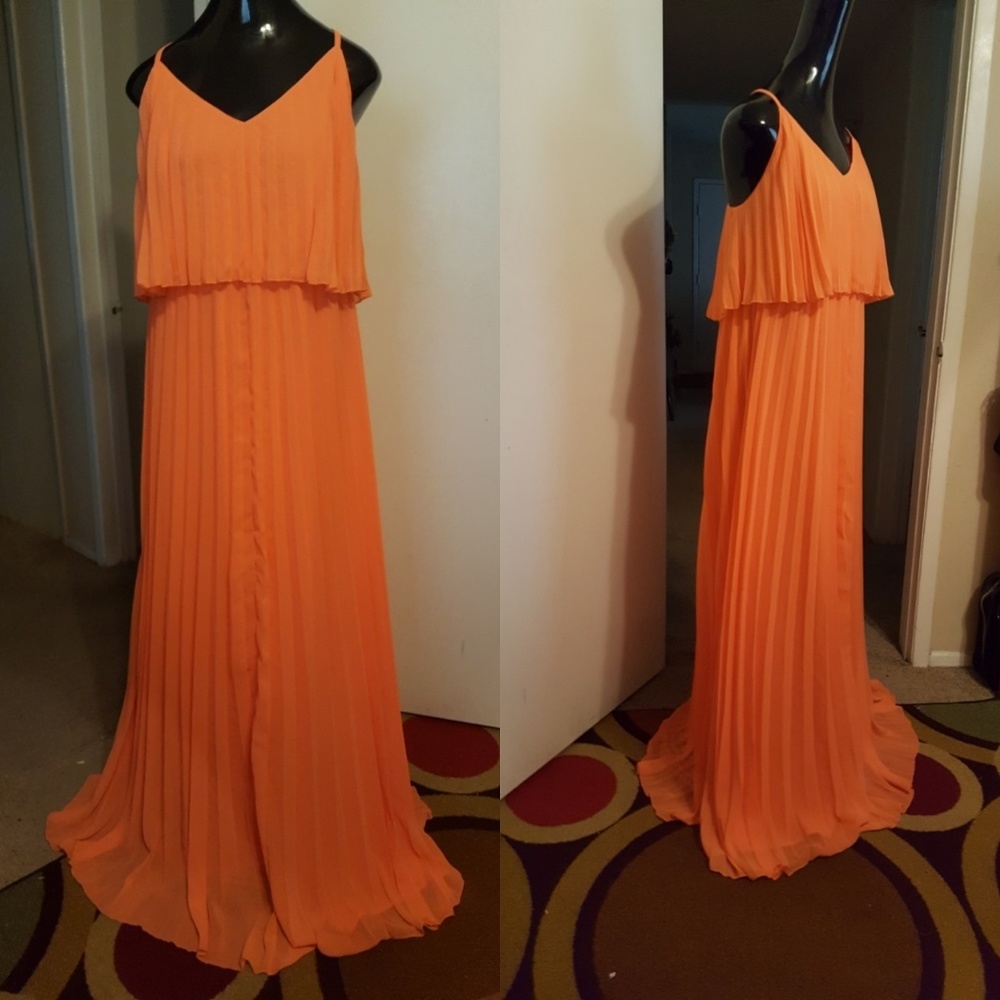 MATERNITY DRESS BY ASOS (SIZE 14US)